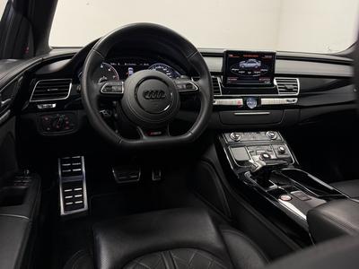 2017 Audi S8 Plus 4.0 V8 Q *Carbon*Keramiska*Taklucka*Bose*Se Spec – bild 8