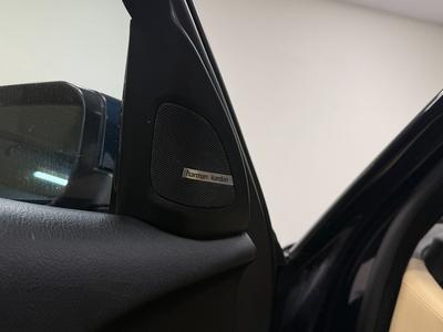 2003 BMW 330i Sedan M Sport *breddad*H/K*Taklucka*Spec*individual* – bild 18