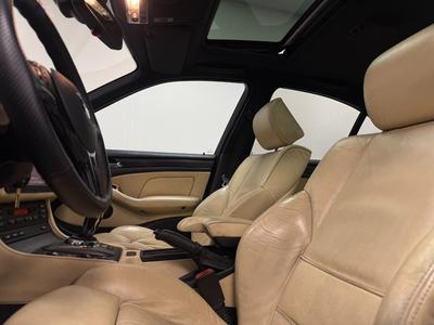 2003 BMW 330i Sedan M Sport *breddad*H/K*Taklucka*Spec*individual* – bild 23