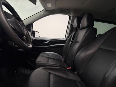 2021 Mercedes-Benz Vito 116 Tourer 116 CDI 4x4 9G-Tronic · Moms · 9-sits · Drag – bild 7