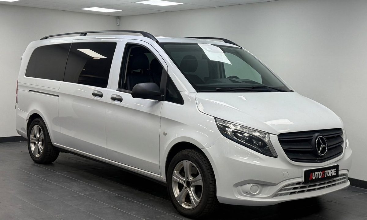 2021 Mercedes-Benz Vito 116 Tourer 116 CDI 4x4 9G-Tronic · Moms · 9-sits · Drag