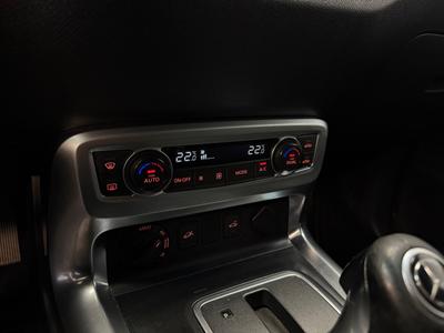 2019 Mercedes-Benz X350 d d 4M 7G Power Line · Kåpa · Moms · Lloyds Smartfloor – bild 19