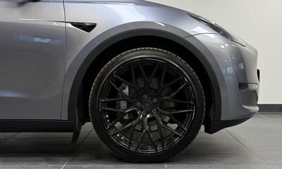 2023 Tesla Model Y Long Range AWD Quicksilver 1-ägare Autopilot 3 514hk – bild 4