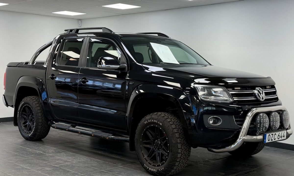 2016 Volkswagen Amarok DoubleCab 2.8t 2.0 BiTDI 4M Highline · LED · MOMS