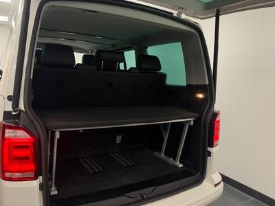 2017 Volkswagen Multivan 2.0 TDI 4M Highline 7-sits MOMS SE SPEC värm Dynaudio – bild 22