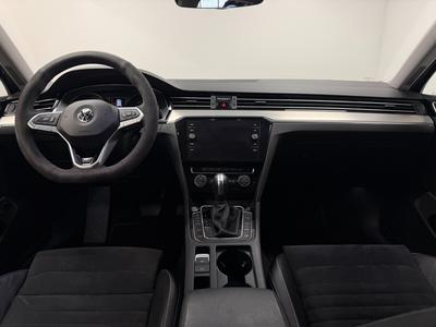 2020 Volkswagen Passat Sportscombi 2.0 TDI 4M *R-line*Matrix*D-värm*Spec – bild 10