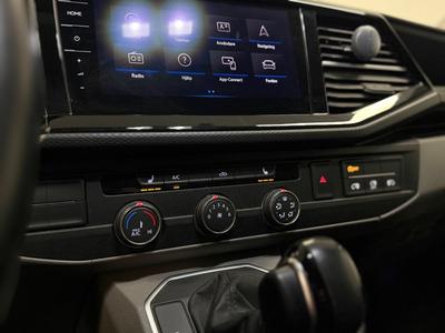 2021 Volkswagen Transporter Kombi 4M*Cockpit*Fullutr*LED*Inredning*SN-påbyggd* – bild 22