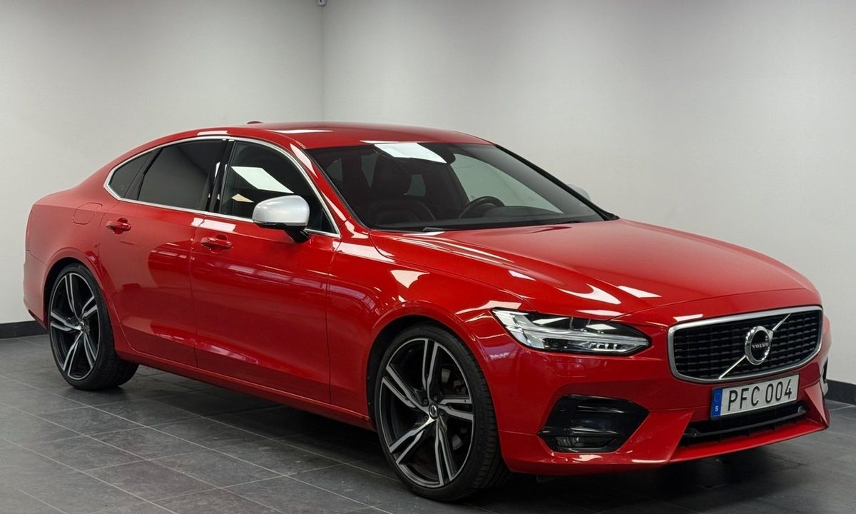 2017 Volvo S90 D4 Geartronic R-Design 21"Moms · Nav